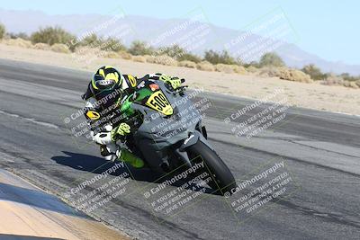 media/Dec-01-2025-Moto Forza (Mon) [[2daa91e15f]]/1-Advanced Group/Session 4 (Turn 10 Inside)/